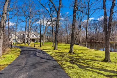 1300 Abington Cambs Drive, Lake Forest, IL 60045 - Photo 5