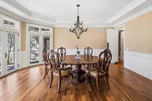 1300 Abington Cambs Dr, Lake Forest, IL 60045 - Photo 9