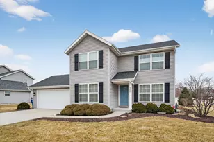 300 Arrowhead Dr, Minooka, IL 60447 - Photo 1