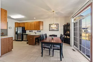 21302 Prince Lake Dr, Crest Hill, IL 60403 - Photo 9