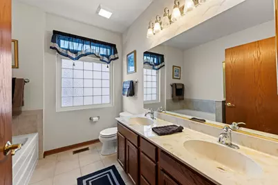 21302 Prince Lake Drive, Crest Hill, IL 60403 - Photo 17