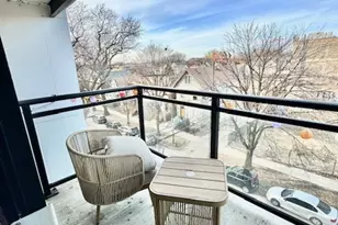 2407 W Eastwood Ave, Chicago, IL 60625 - Photo 7