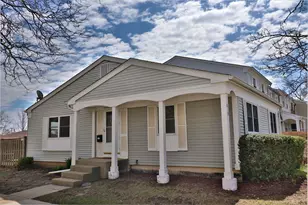 819 Mansfield Ct, Schaumburg, IL 60194 - Photo 1