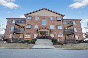 6419 Oak Forest Ave, Tinley Park, IL 60477 - Photo 1