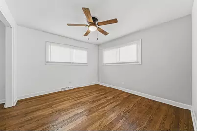 4024 W 106th Street, Oak Lawn, IL 60453 - Photo 13
