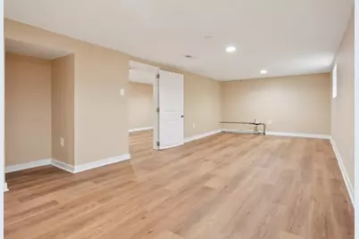 1404 N 36th Avenue, Melrose Park, IL 60160 - Photo 25