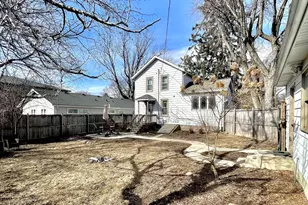 634 E 5th Ave, Naperville, IL 60563 - Photo 17