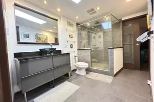 300 N State St, Chicago, IL 60654 - Photo 13