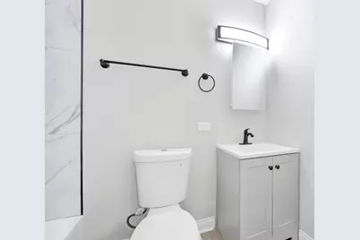 121 W 63rd Street #D203, Westmont, IL 60559 - Photo 7