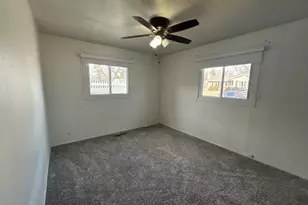 245 Robinson Dr, Morris, IL 60450 - Photo 5