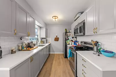 1620 Lucylle Avenue, Saint Charles, IL 60174 - Photo 7