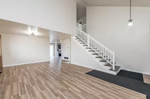 2020 Dawn Ln, Zion, IL 60099 - Photo 3