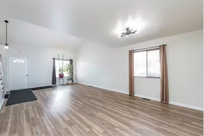 2020 Dawn Lane, Zion, IL 60099 - Photo 7