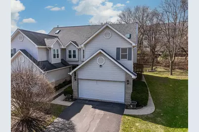 907 Thornwood Court #2, Saint Charles, IL 60174 - Photo 1