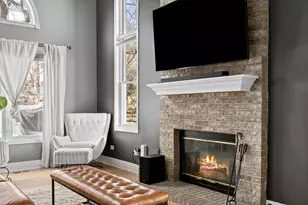 907 Thornwood Ct, Saint Charles, IL 60174 - Photo 9