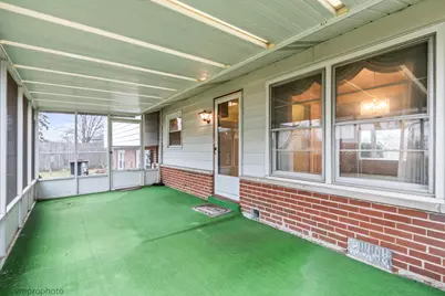 951 Lonsdale Road, Elk Grove Village, IL 60007 - Photo 19