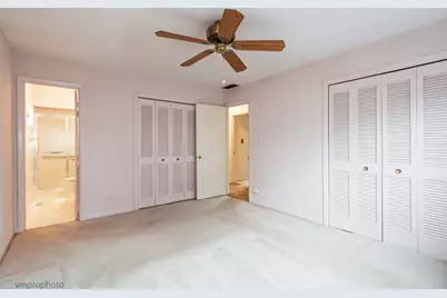 951 Lonsdale Road, Elk Grove Village, IL 60007 - Photo 11