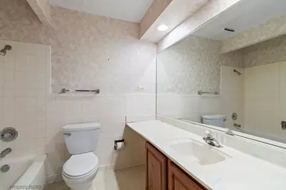 951 Lonsdale Road, Elk Grove Village, IL 60007 - Photo 15