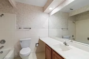 951 Lonsdale Rd, Elk Grove Village, IL 60007 - Photo 15