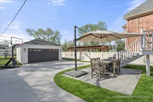 238 N Geneva Ave, Elmhurst, IL 60126 - Photo 23