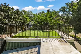 535 N Ashland Ave, La Grange Park, IL 60526 - Photo 33