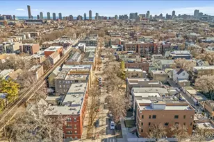 1448 W Roscoe St, Chicago, IL 60657 - Photo 17