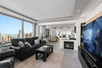 1255 N Sandburg Terrace #2912, Chicago, IL 60610 - Photo 9