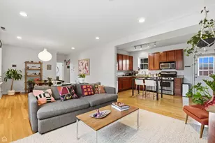 2200 W Winona Ave, Chicago, IL 60625 - Photo 5