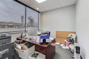 5696 N Milwaukee Ave, Chicago, IL 60646 - Photo 9