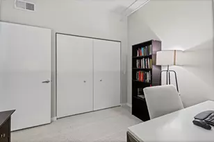 873 N Larrabee St, Chicago, IL 60610 - Photo 17