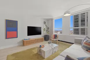 2626 N Lakeview Ave, Chicago, IL 60614 - Photo 3