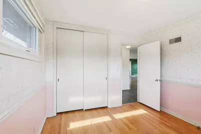 6890 N Loron Avenue, Chicago, IL 60646 - Photo 21