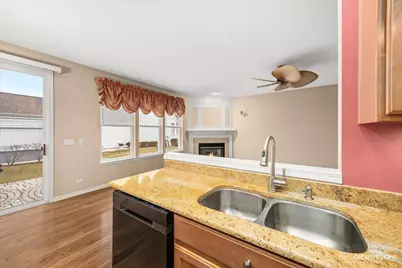 2660 Chesire Court, West Dundee, IL 60118 - Photo 13