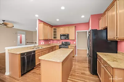 2660 Chesire Court, West Dundee, IL 60118 - Photo 11