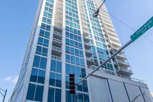 757 N Orleans St, Chicago, IL 60654 - Photo 1