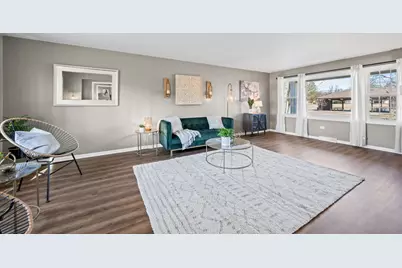 1320 N Douglas Avenue, Arlington Heights, IL 60004 - Photo 9