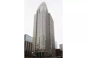 345 N La Salle Dr, Chicago, IL 60654 - Photo 1