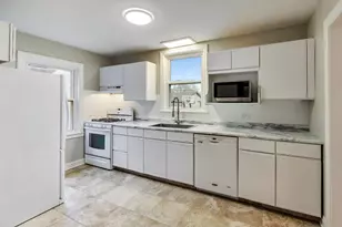 627 Pleasant Ave, Highland Park, IL 60035 - Photo 11