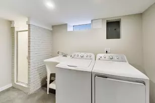 627 Pleasant Ave, Highland Park, IL 60035 - Photo 27