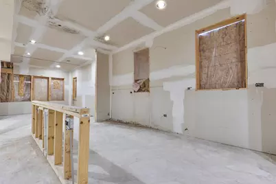 1904 W Berwyn Avenue, Chicago, IL 60640 - Photo 7