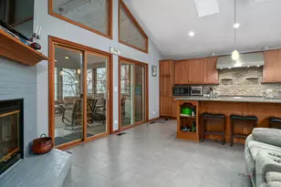 5000 W Shore Dr, McHenry, IL 60050 - Photo 11