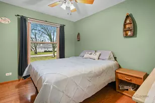 5000 W Shore Dr, McHenry, IL 60050 - Photo 17