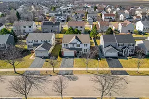 2956 Aberdeen Dr, Montgomery, IL 60538 - Photo 5