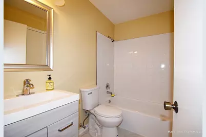 374 Juniper Tree Court #374, Hoffman Estates, IL 60169 - Photo 11