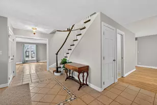 11N080 Juliet Dr, Elgin, IL 60124 - Photo 5