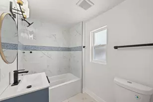 9319 S Merrill Ave, Chicago, IL 60617 - Photo 11