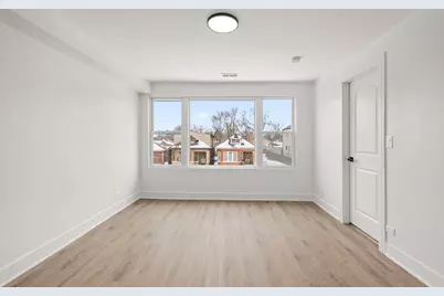 9319 S Merrill Avenue, Chicago, IL 60617 - Photo 3