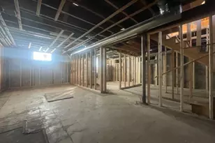 9520 S Sacramento Ave, Evergreen Park, IL 60805 - Photo 11