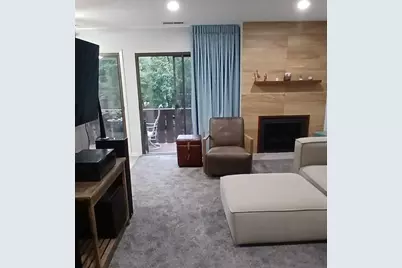 373 Ferndale Court #C2, Schaumburg, IL 60193 - Photo 3