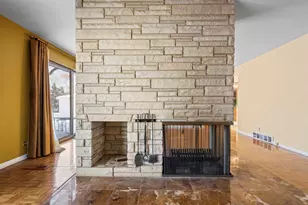 1033 W Ohio St, Glenwood, IL 60425 - Photo 3